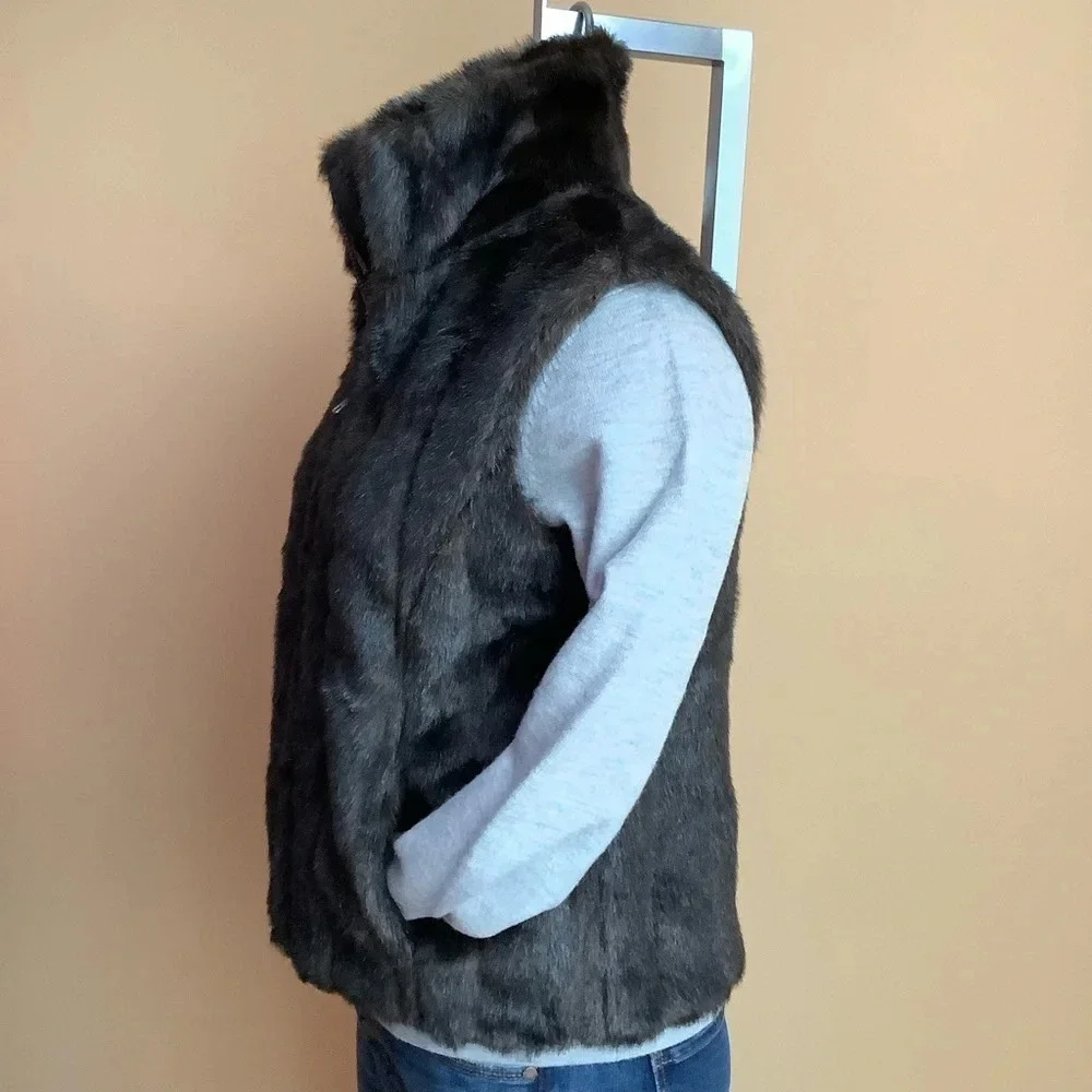 LE CHATEAU Faux Fur Mink Zip Vest Size S - Picture 4 of 15